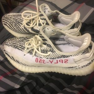 Zebra yeezys V2